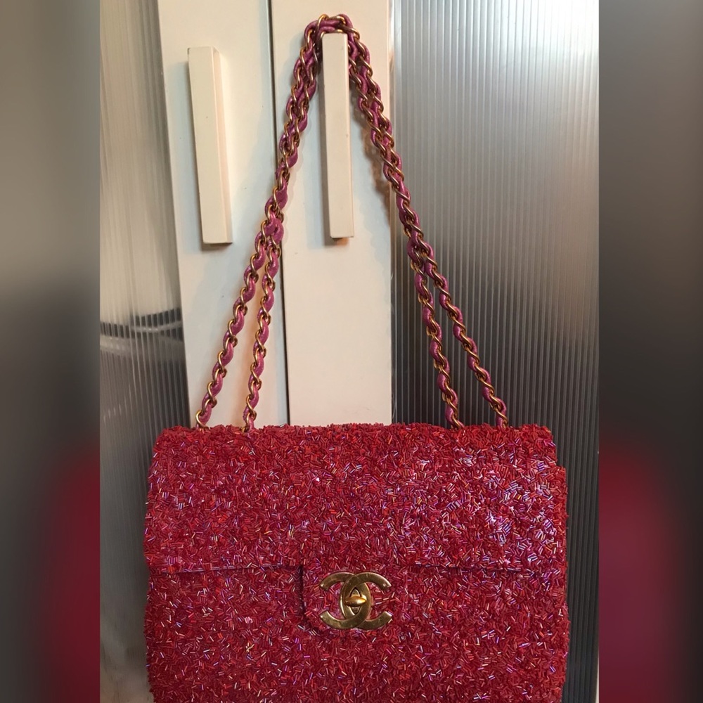 CHANEL Red Beaded Classic Flap Shoulder Bag with Gold Hardware - Picture 2 of 16